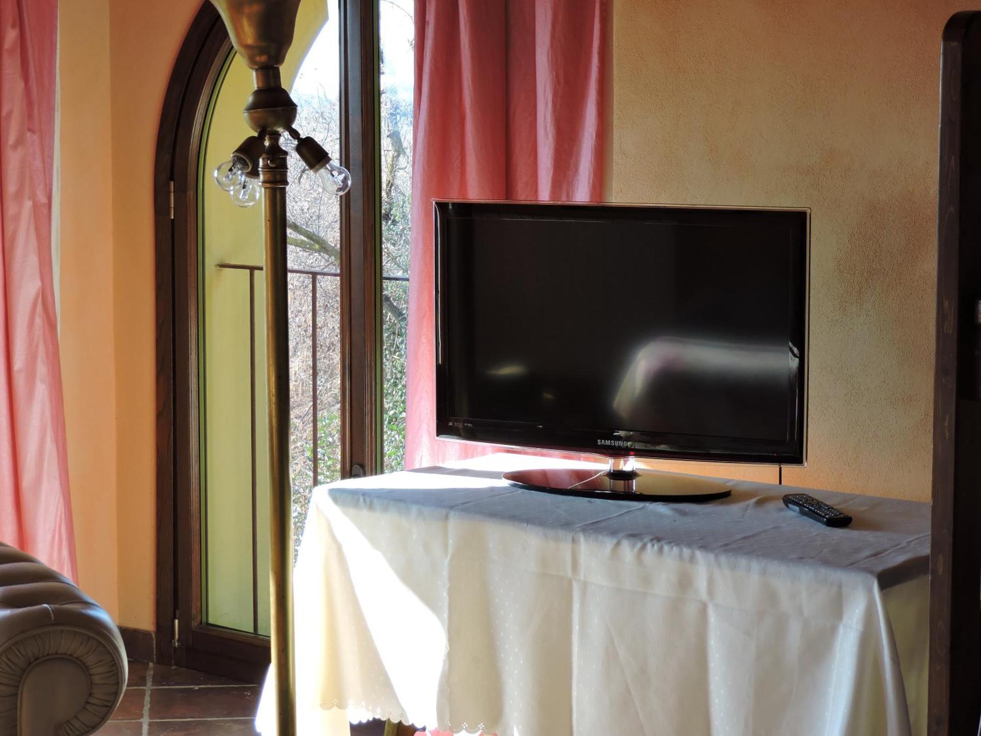 Casale Fedele Family Relax B&B Vicino Al Borgo Ronciglione  Εξωτερικό φωτογραφία