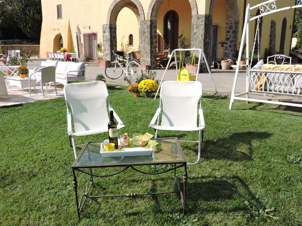 Casale Fedele Family Relax B&B Vicino Al Borgo Ronciglione  Εξωτερικό φωτογραφία